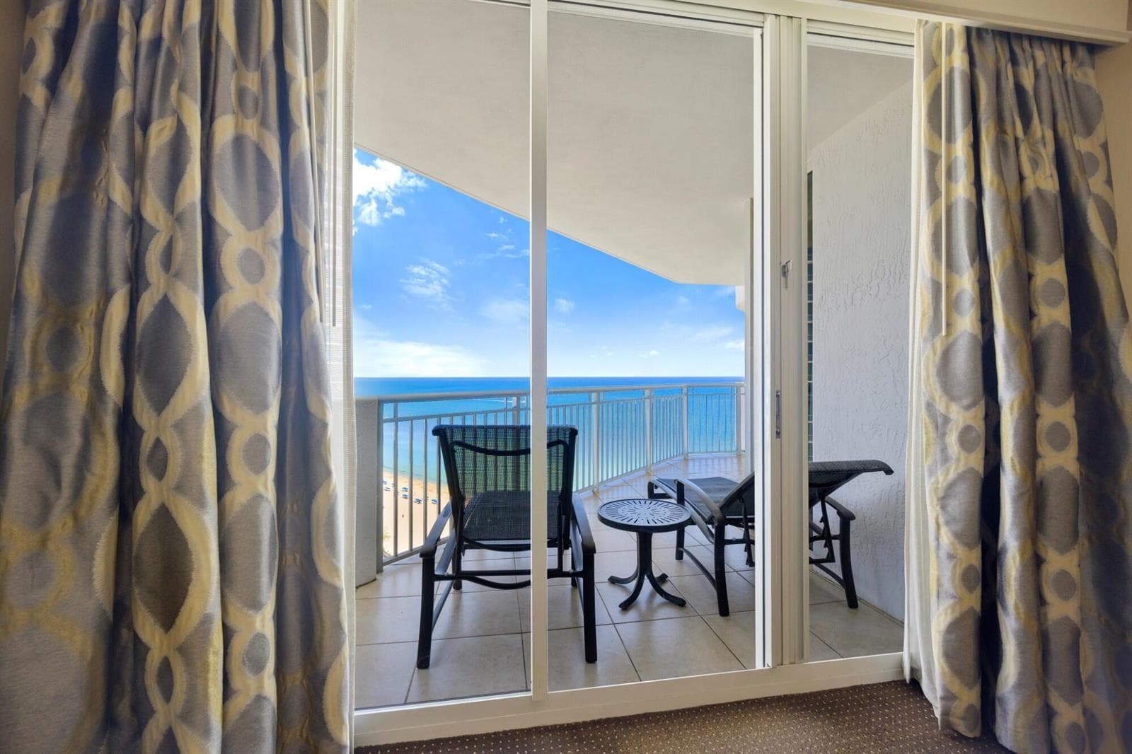 17375 Collins Avenue # 2406, Sunny Isles Beach, FL 33160 — zdjęcie 2