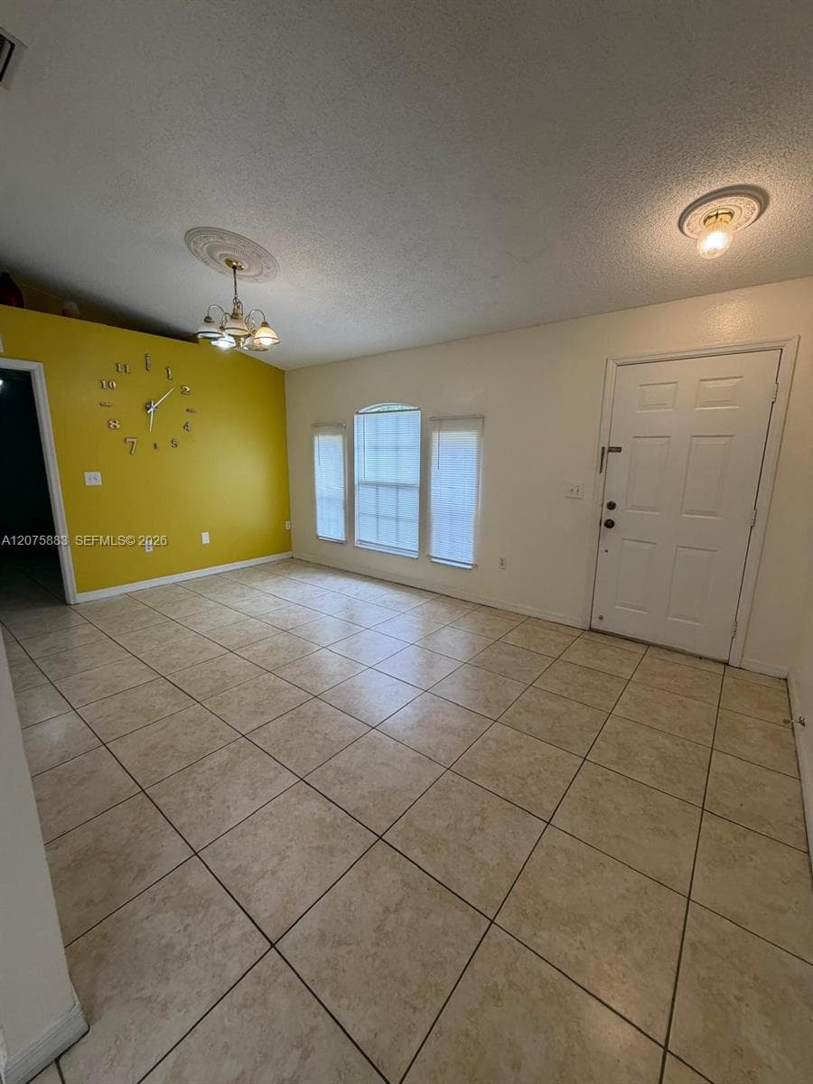 653 Bluebill Ct, Poinciana, FL 34759 — zdjęcie 3