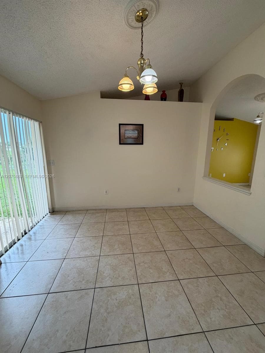 653 Bluebill Ct, Poinciana, FL 34759 — zdjęcie 4