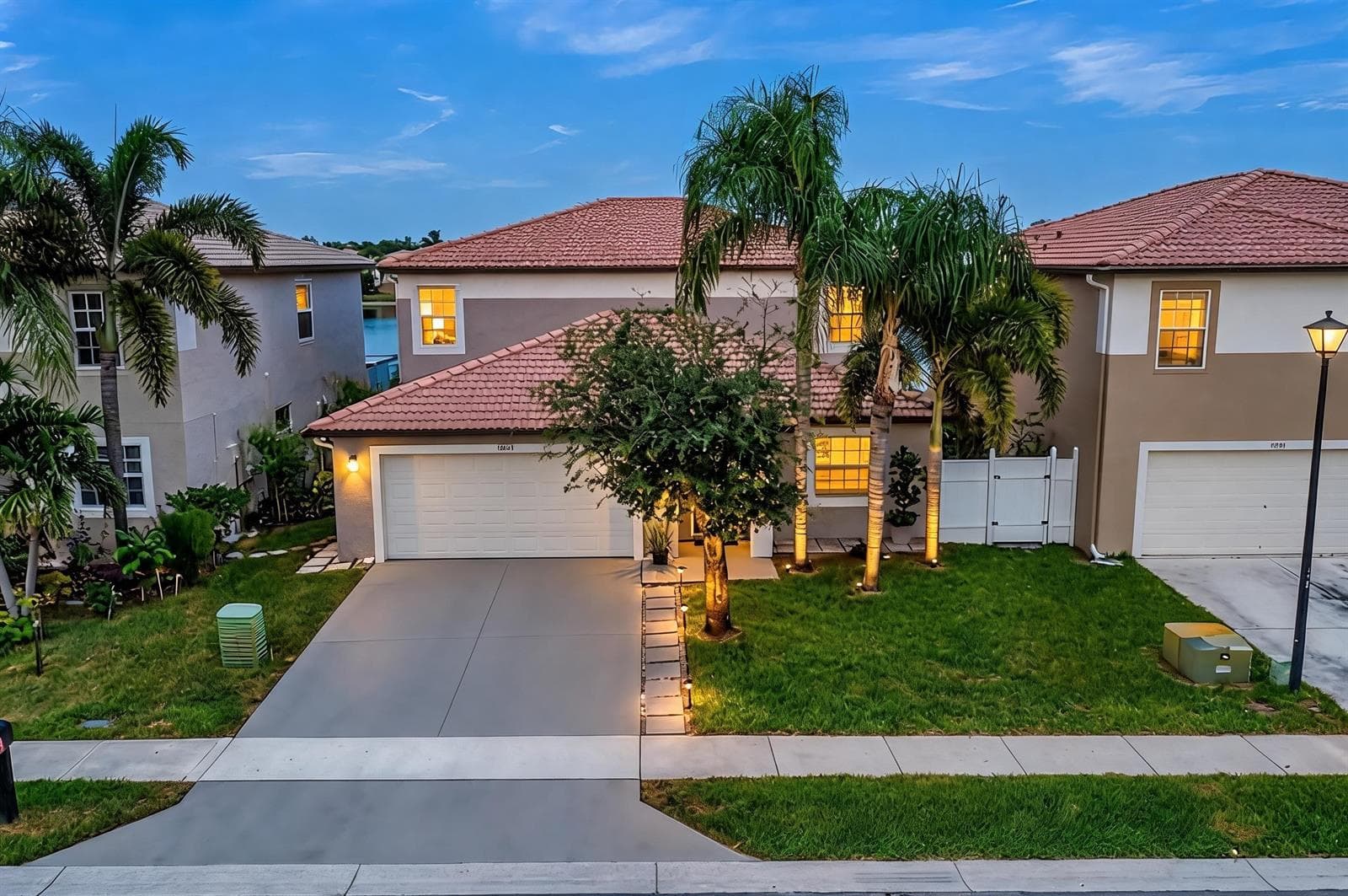 6642 Rainwood Cove Lane, Lake Worth, FL 33463