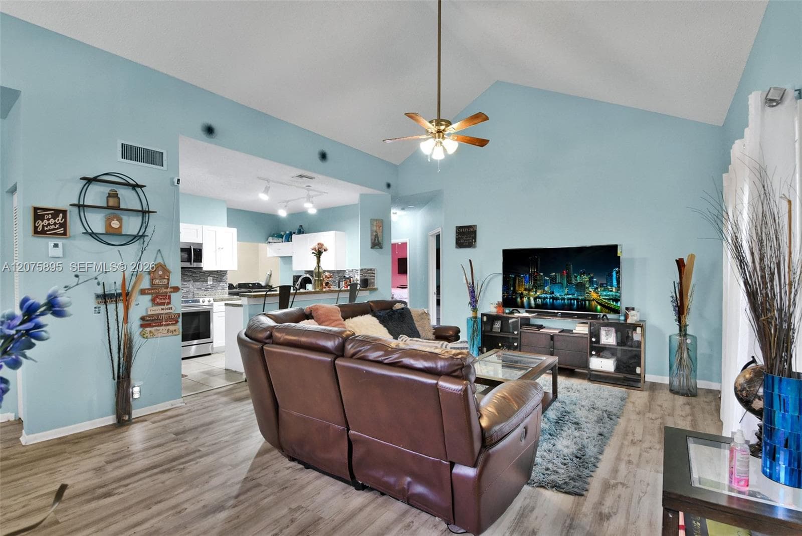 1419 Avon Ln # 216, North Lauderdale, FL 33068 — zdjęcie 3