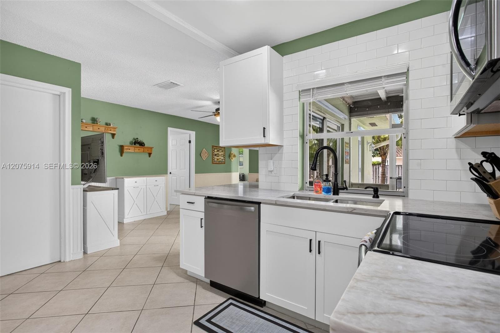 10320 NW 42nd Dr, Coral Springs, FL 33065 — zdjęcie 5