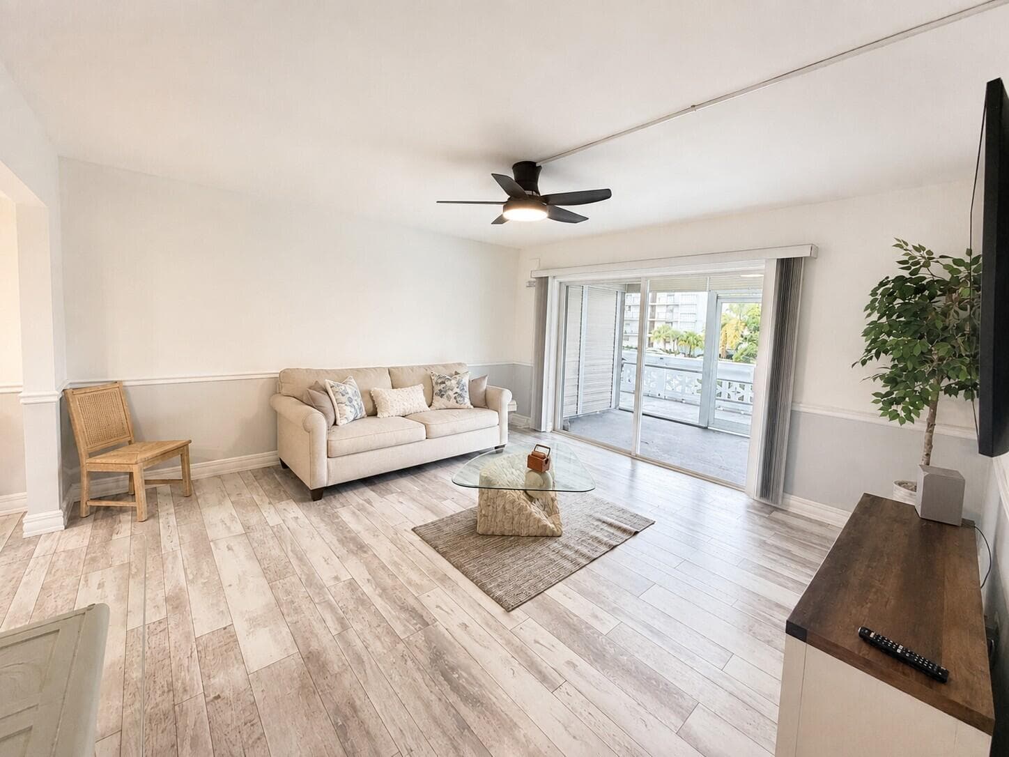 209 SE 6th Street # 11, Boynton Beach, FL 33435 — zdjęcie 3