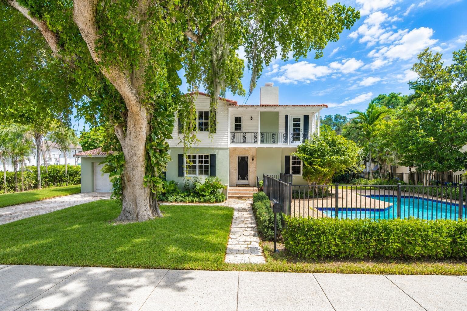 1601 SE 2ND Street, Fort Lauderdale, FL 33301