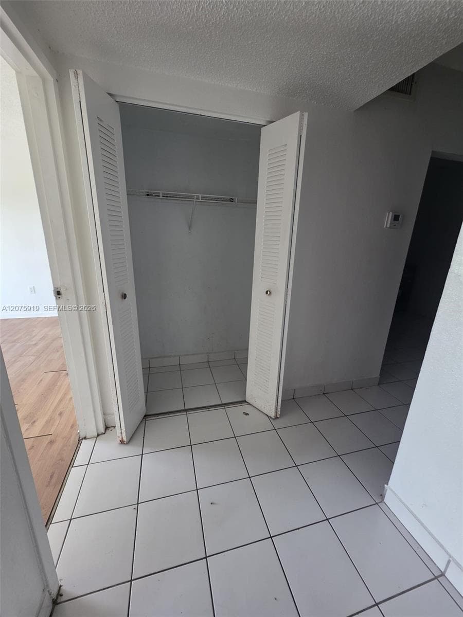 5100 SW 41st St # 320, Hollywood, FL 33023 — zdjęcie 4