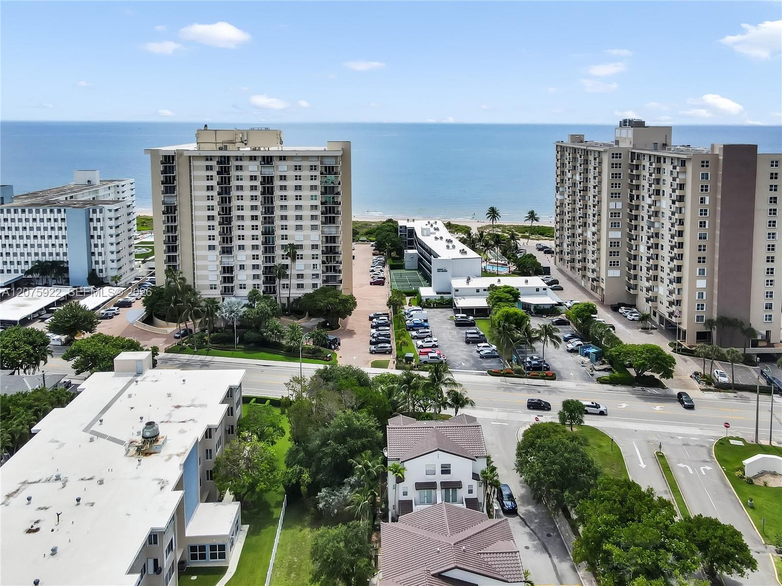 2005 Ocean Walk ter, Lauderdale By The Sea, FL 33062 — zdjęcie 5