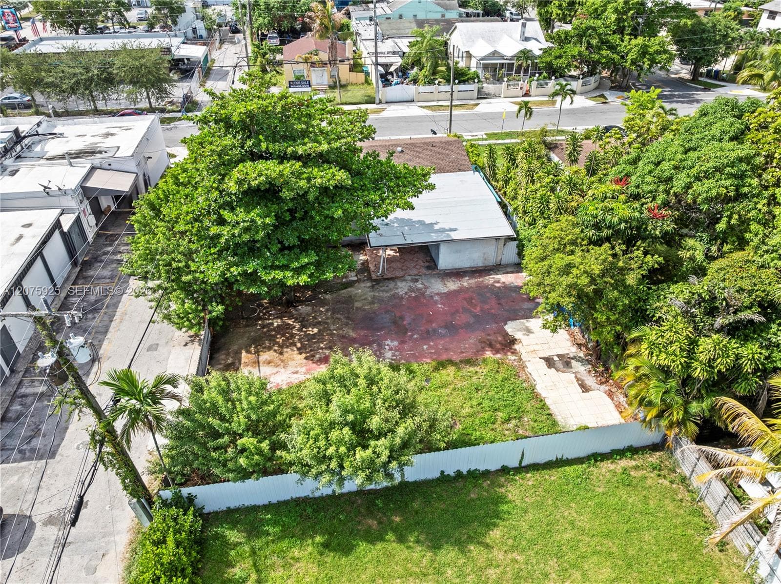 2723 NW 3rd St, Miami, FL 33125 — zdjęcie 5