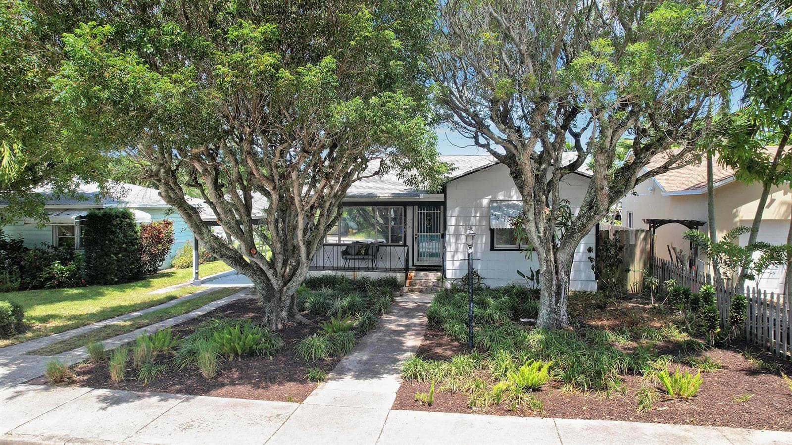 1222 N L Street, Lake Worth, FL 33460