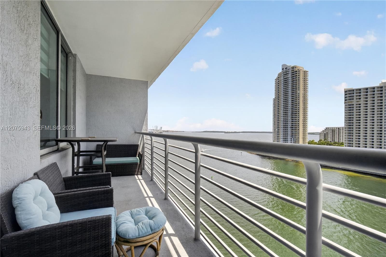 335 S Biscayne Blvd # 1503, Miami, FL 33131 — zdjęcie 2
