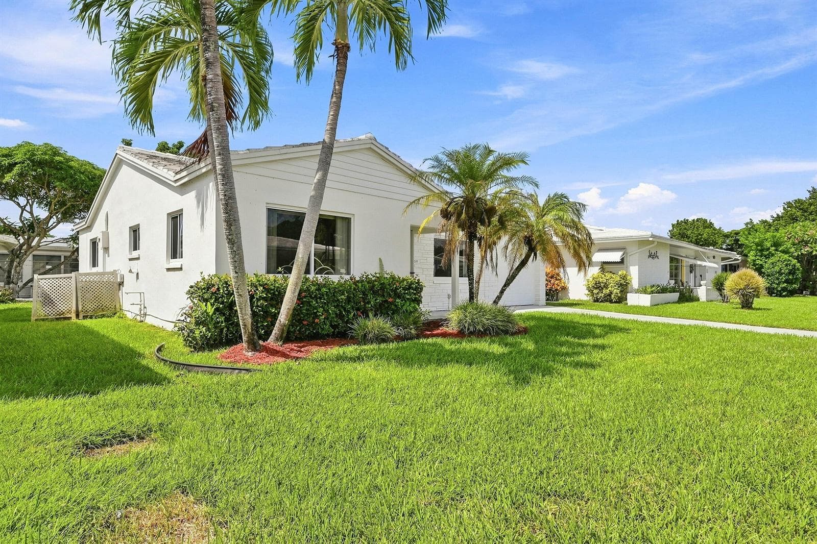 7104 NW 70TH Court, Tamarac, FL 33321 — zdjęcie 4