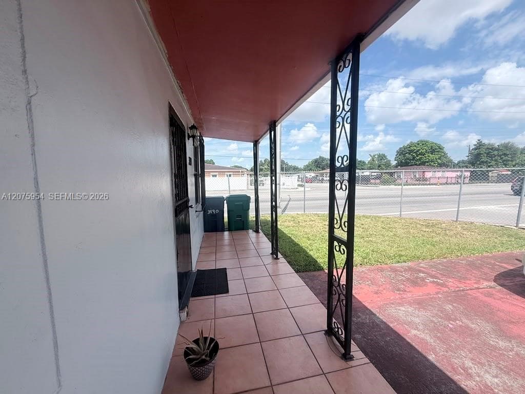 3190 NW 97th St, Miami, FL 33147 — zdjęcie 3