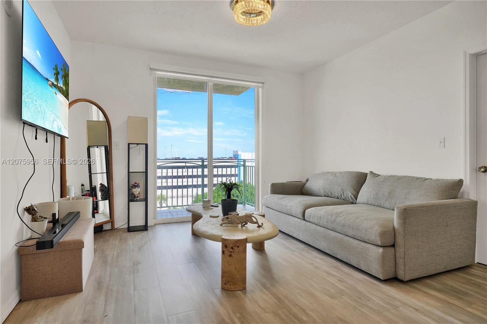 3500 Coral Way # 1010, Miami, FL 33145 — zdjęcie 4