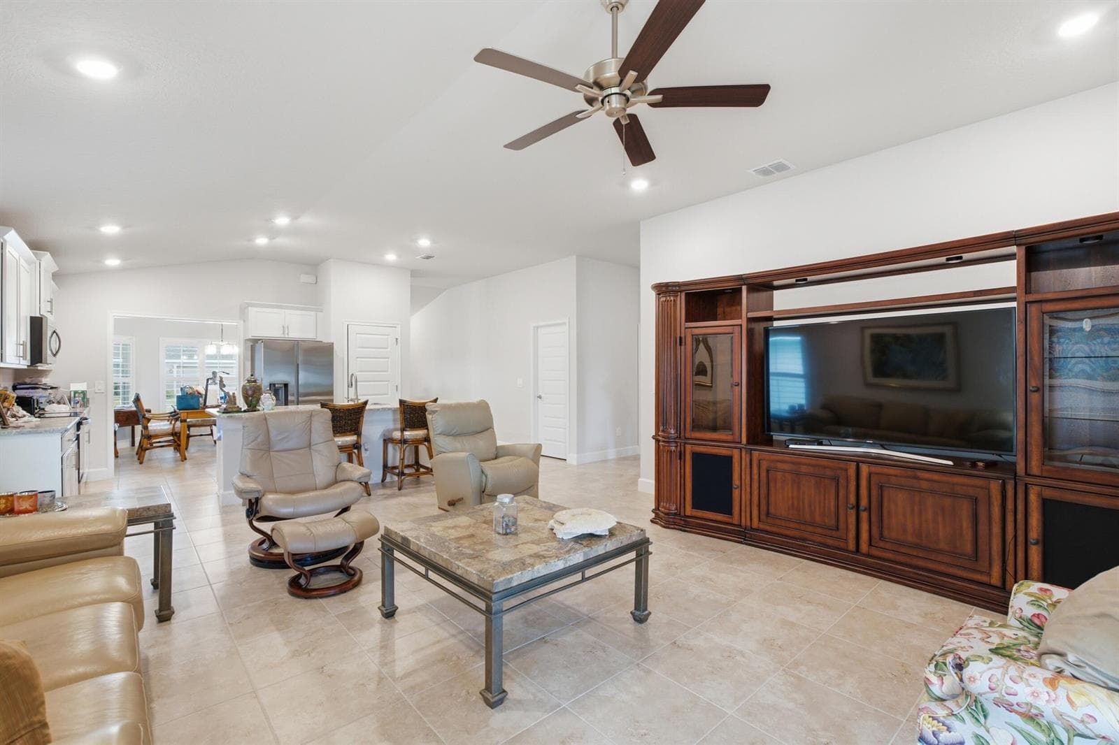 5476 LUGO Street, Fort Pierce, FL 34951 — zdjęcie 5