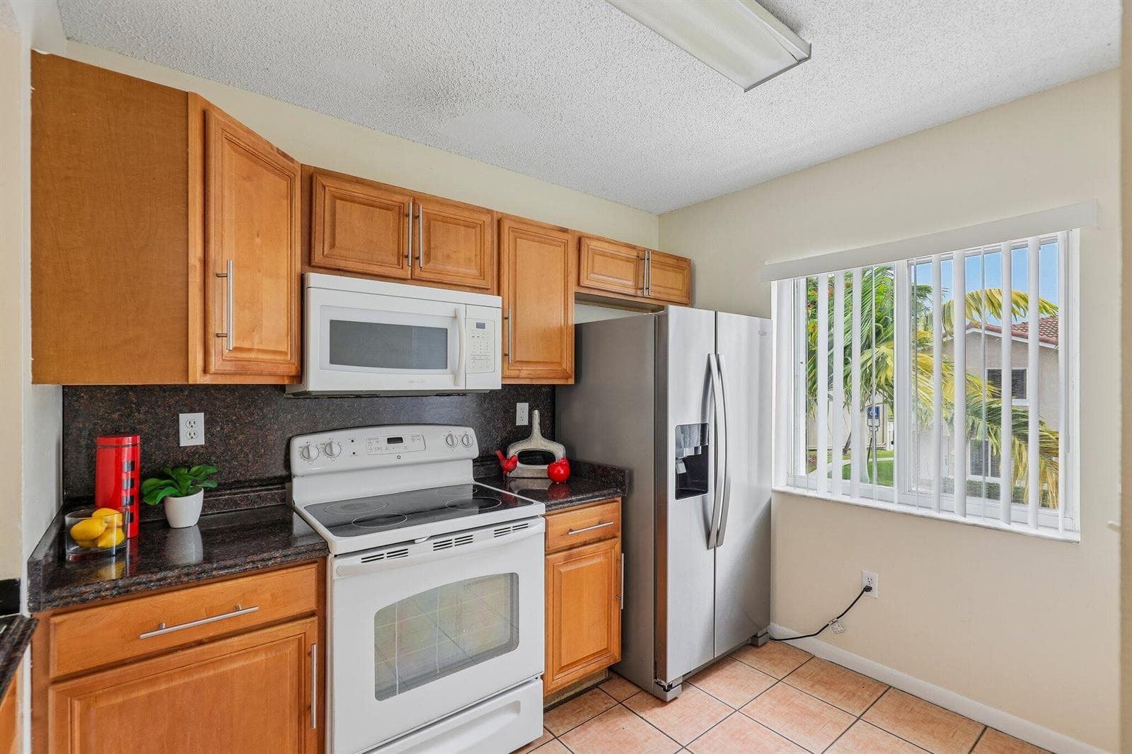 167 RIVIERA Circle, Weston, FL 33326 — zdjęcie 2