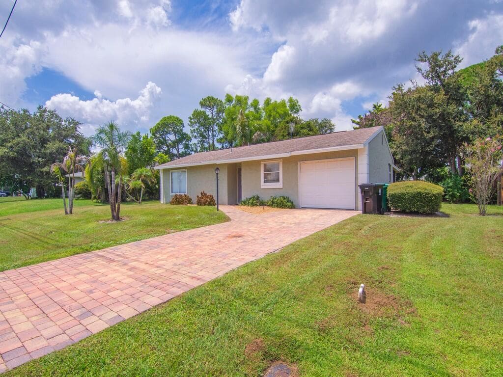 509 SE Faith Terrace, Port St. Lucie, FL 34953