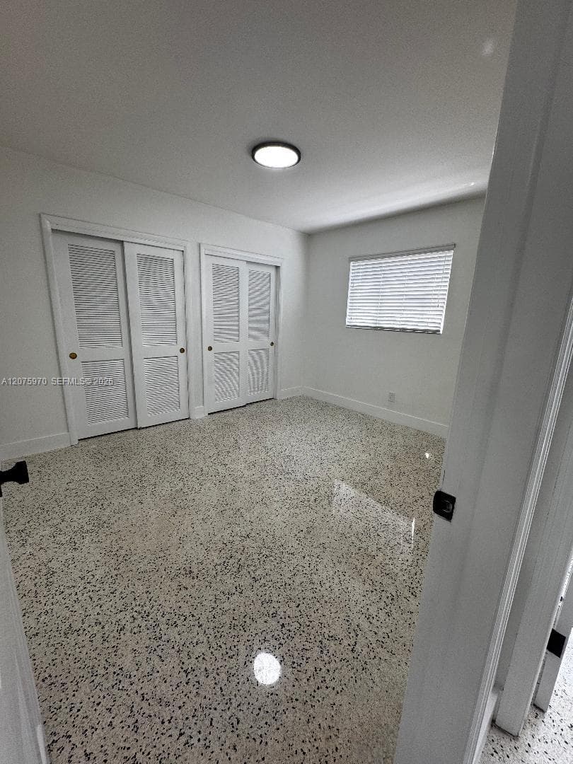 2725 SW 25th St # 3, Miami, FL 33133 — zdjęcie 5