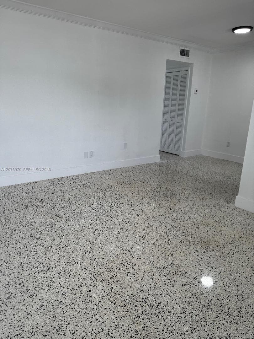 2725 SW 25th St # 3, Miami, FL 33133 — zdjęcie 4