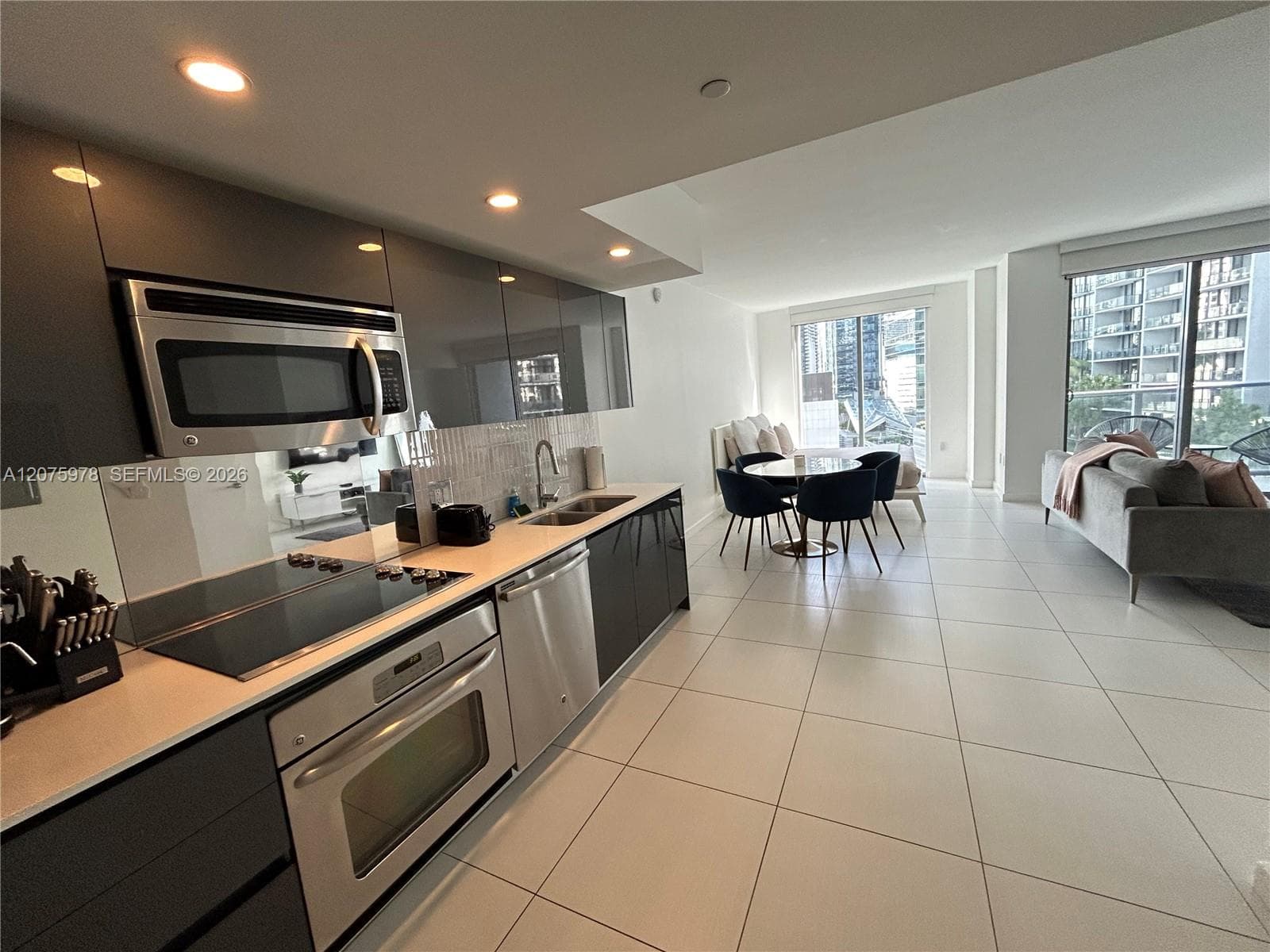 31 SE 6th St # 1703, Miami, FL 33131 — zdjęcie 5