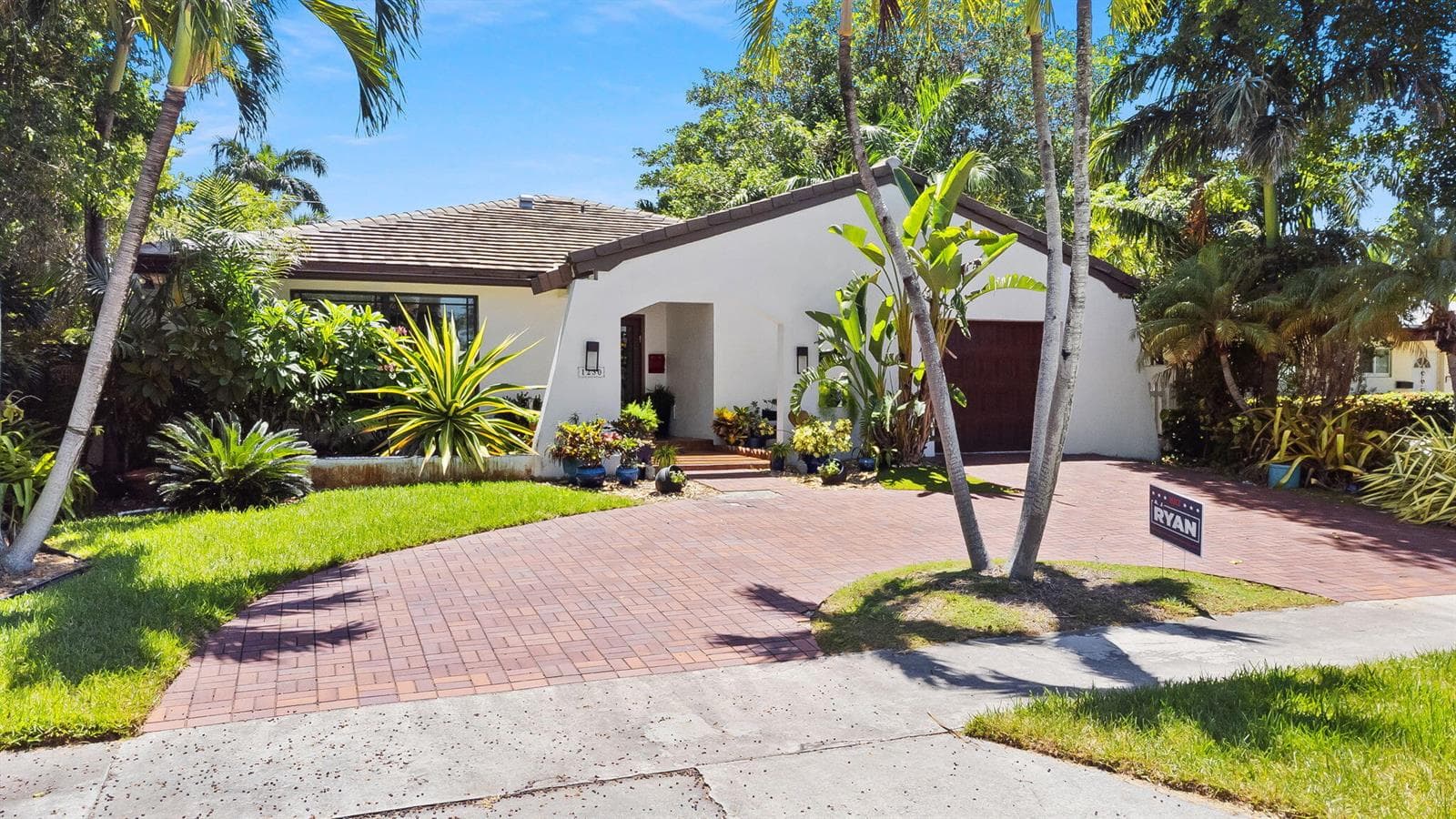 1230 TAYLOR Street, Hollywood, FL 33019 — zdjęcie 2