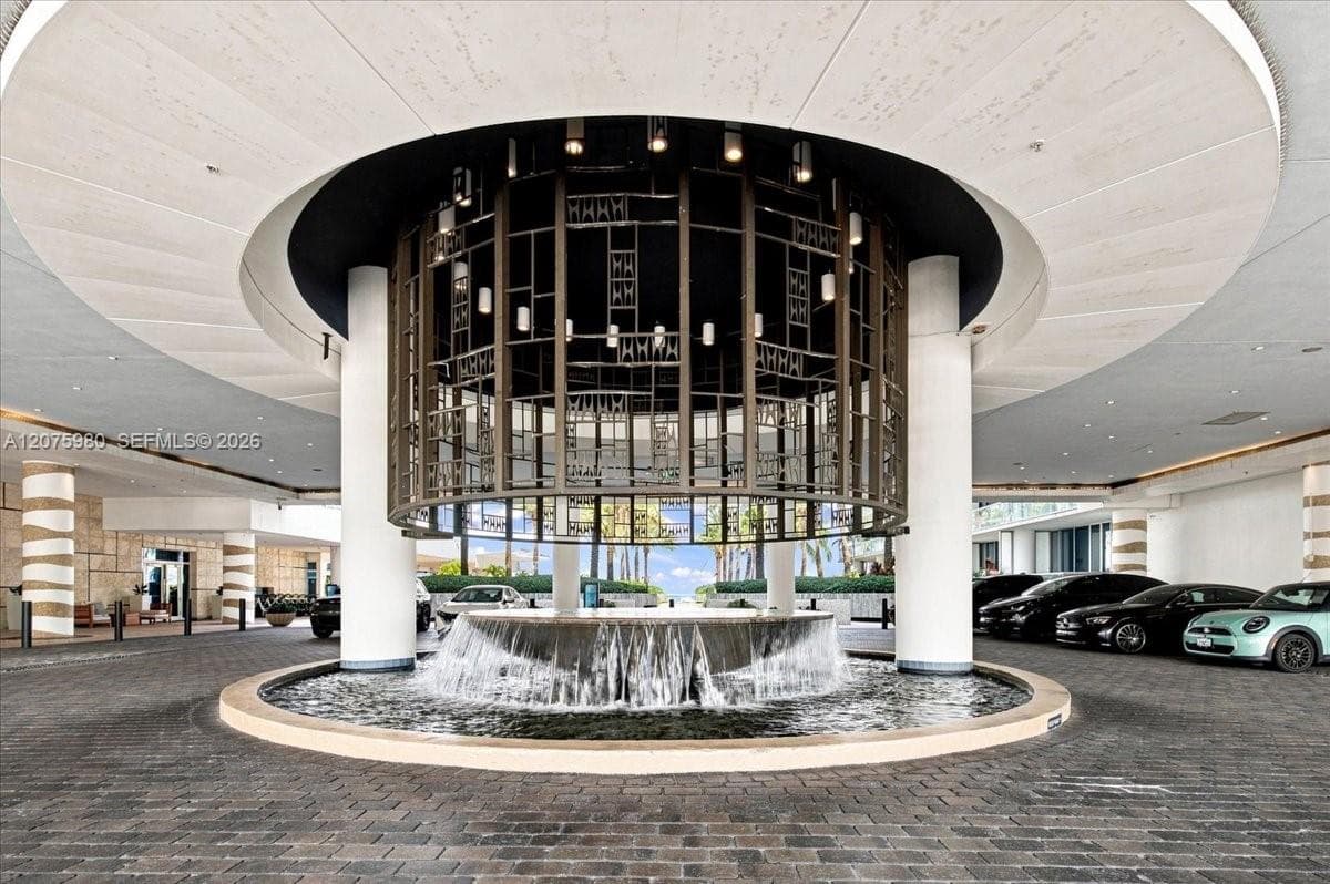 6799 Collins Ave # 412, Miami Beach, FL 33141 — zdjęcie 2