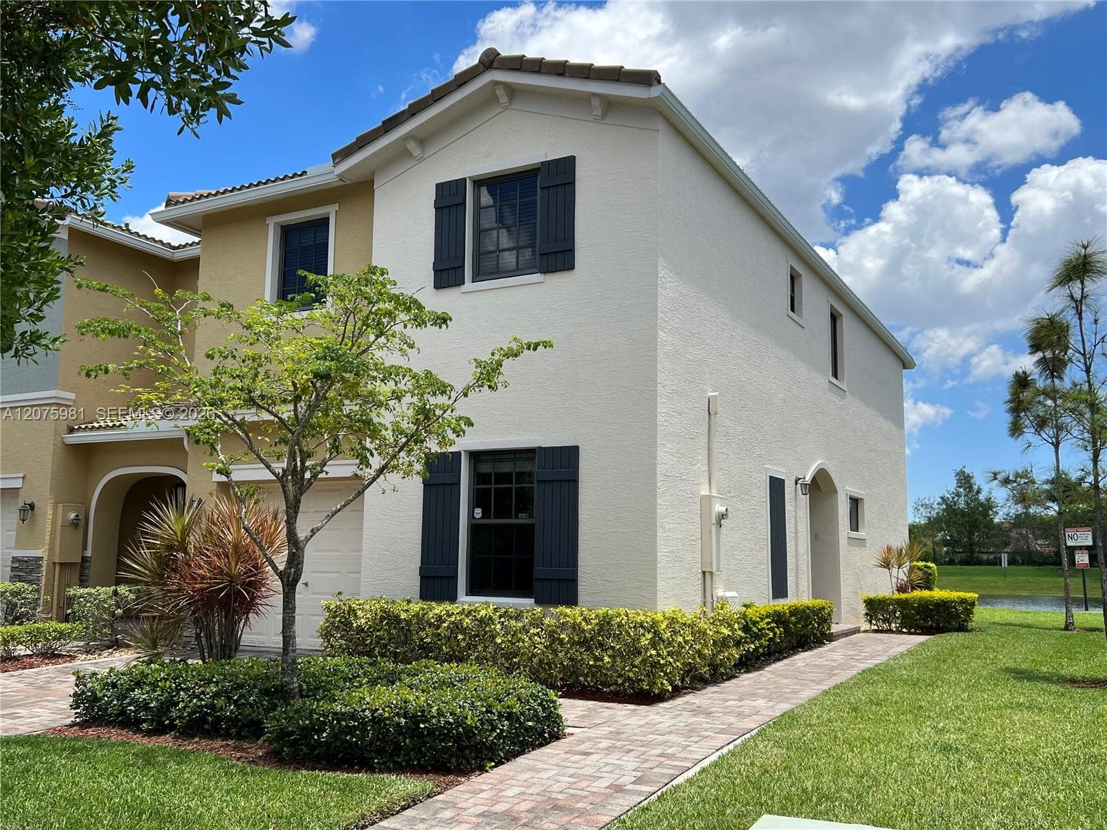 465 NE 194th Ter # 465, Miami, FL 33179 — zdjęcie 3