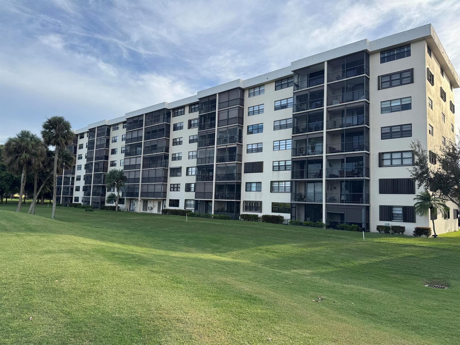 2430 DEER CREEK COUNTRY CLUB Boulevard # 407-2, Deerfield Beach, FL 33442