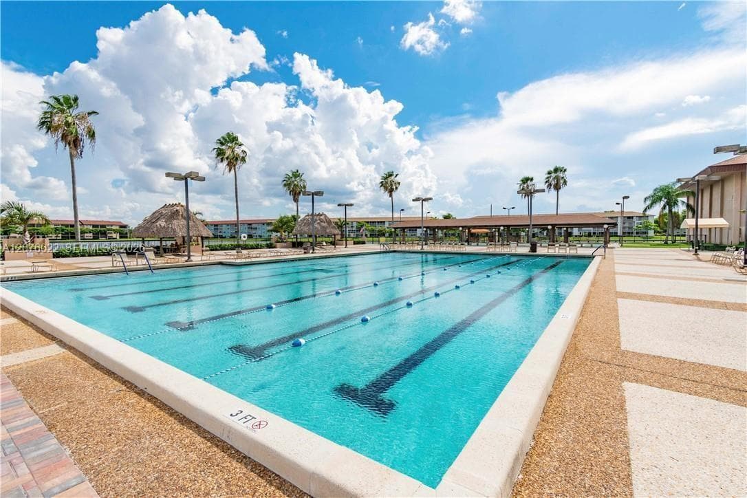 13155 SW 7th Ct # 302E, Pembroke Pines, FL 33027 — zdjęcie 3