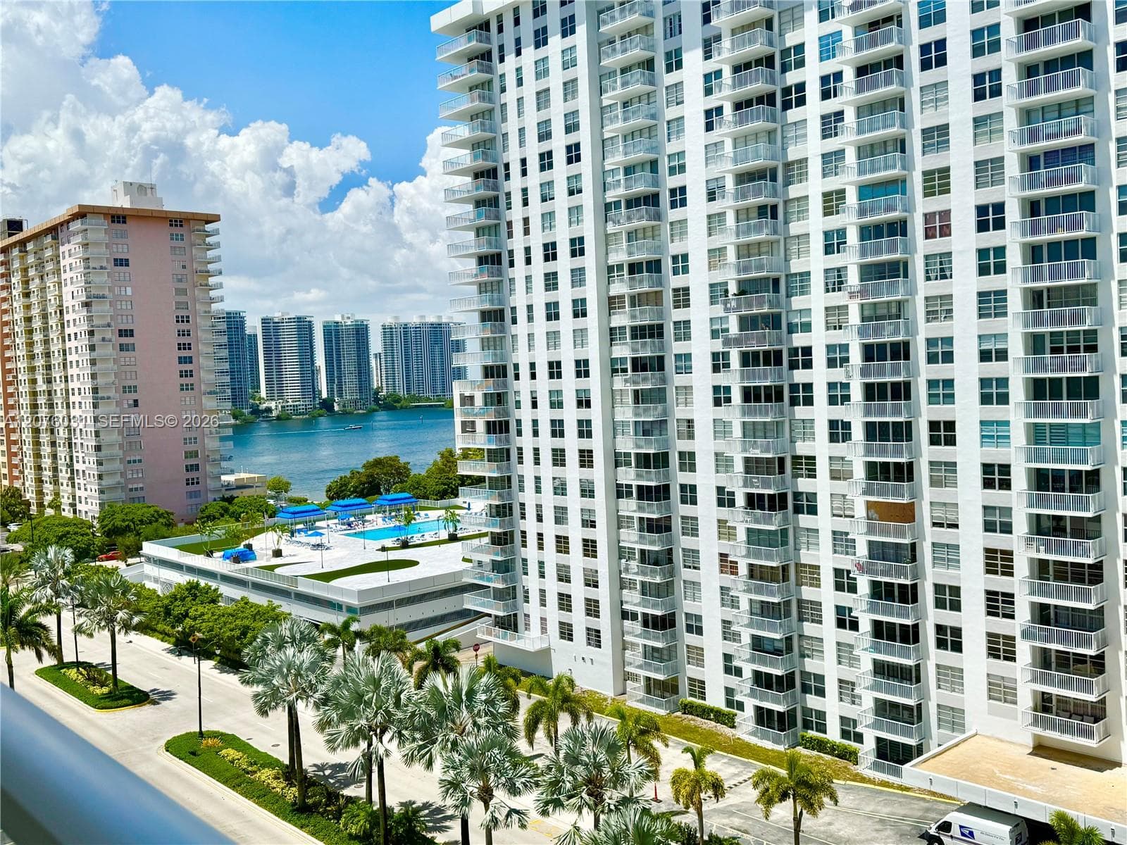 230 174th St # 1110, Sunny Isles Beach, FL 33160 — zdjęcie 5