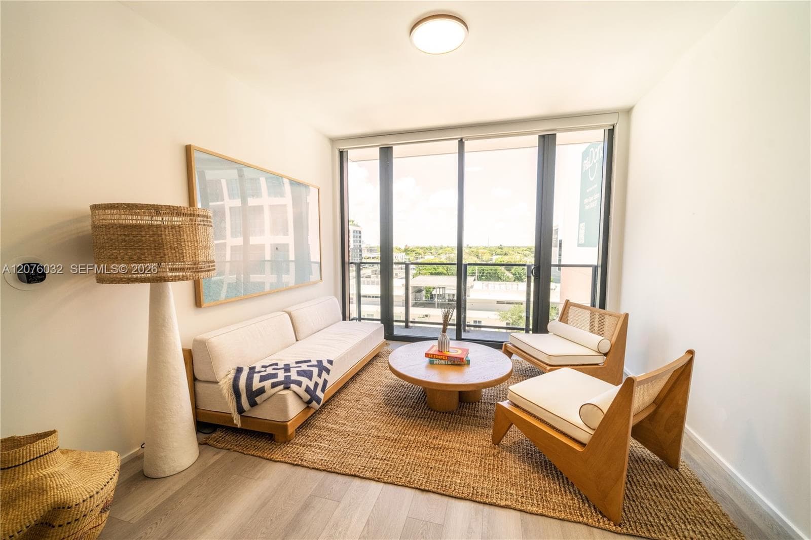 176 NW 25th St # 343, Miami, FL 33127