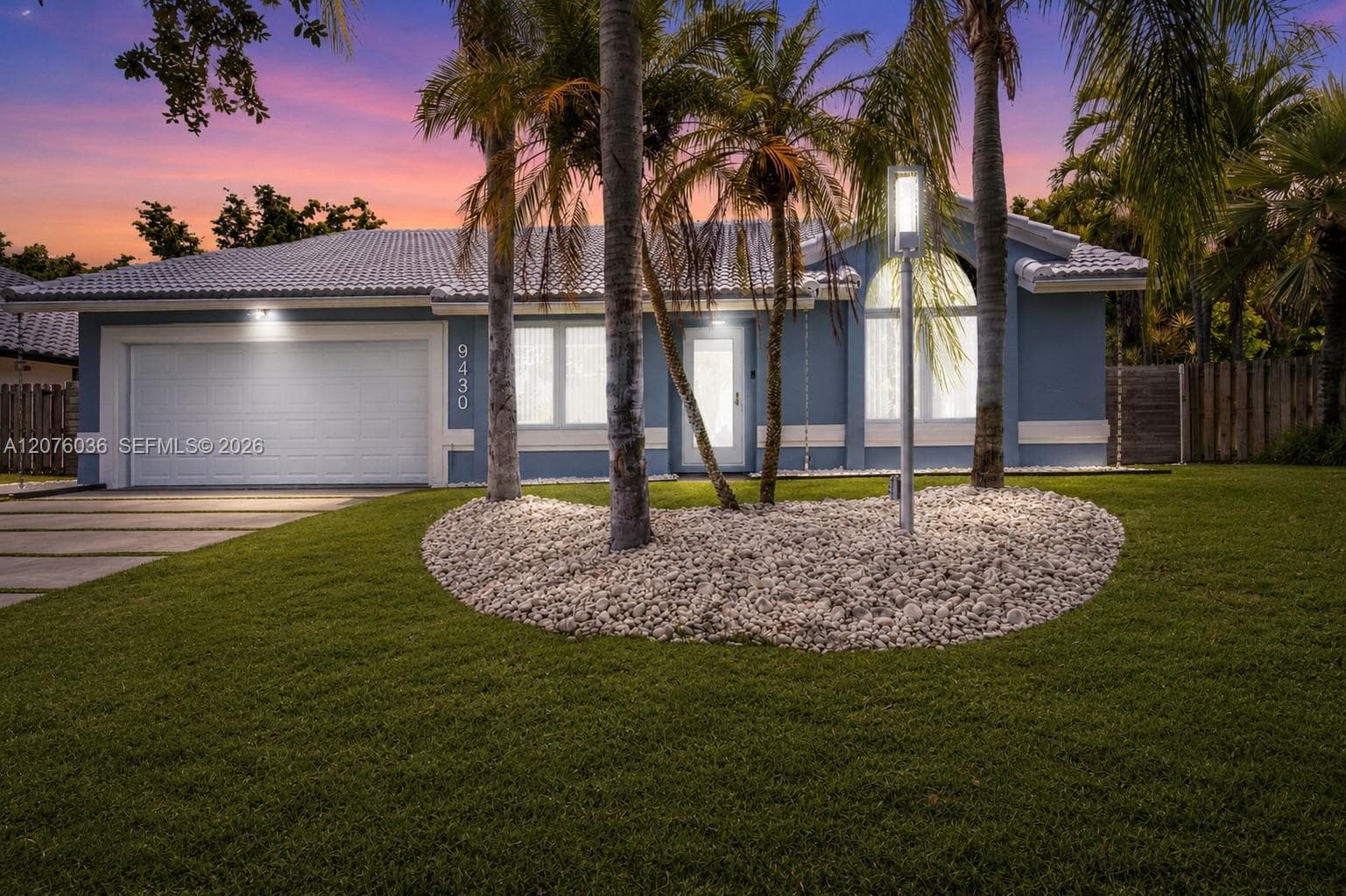 9430 SW 215th Ln, Cutler Bay, FL 33189