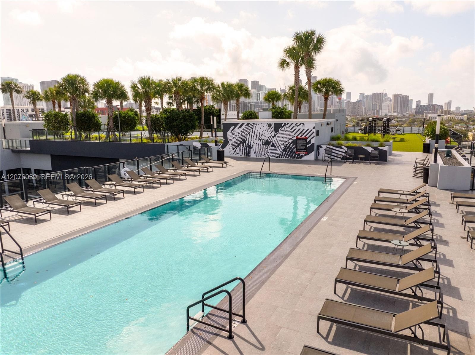 176 NW 25th St # 449, Miami, FL 33127 — zdjęcie 5