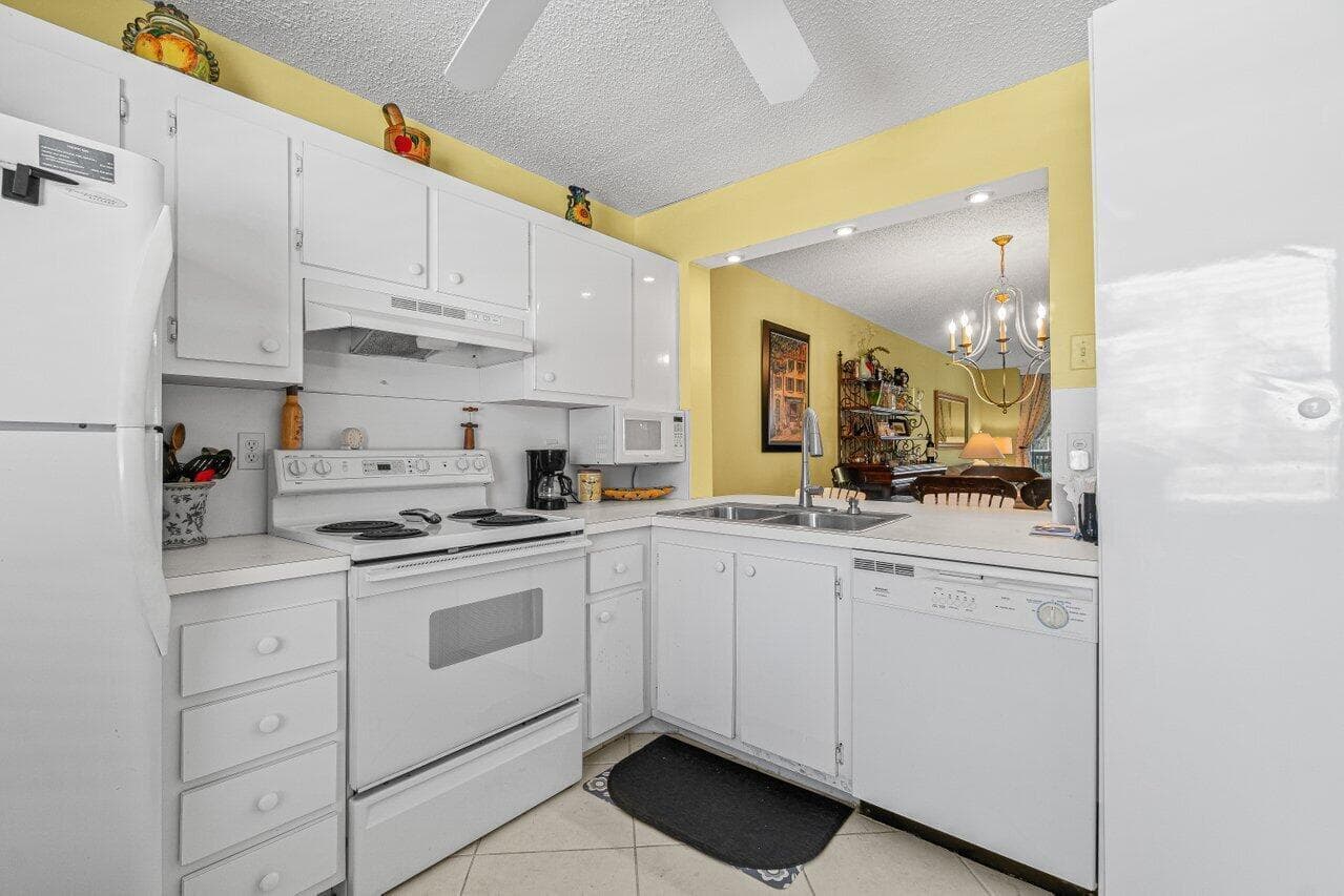 911 Gardenia Drive # 249, Delray Beach, FL 33483 — zdjęcie 4