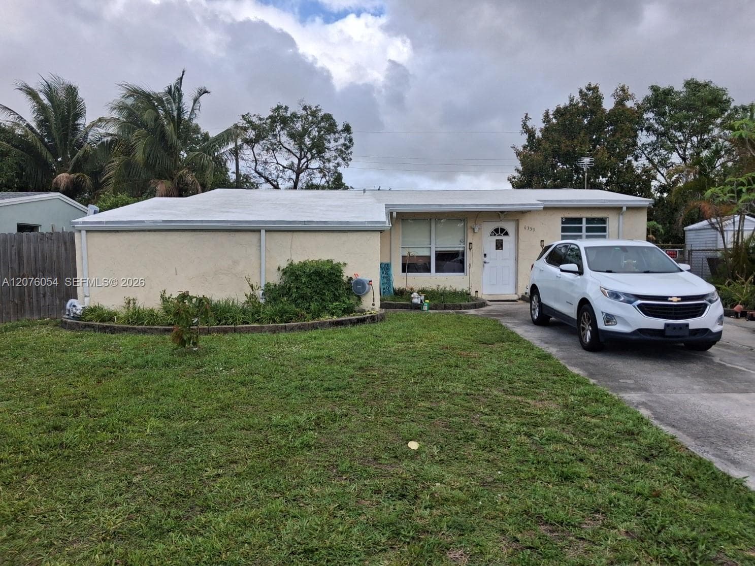 6359 SW 2nd St, Margate, FL 33068