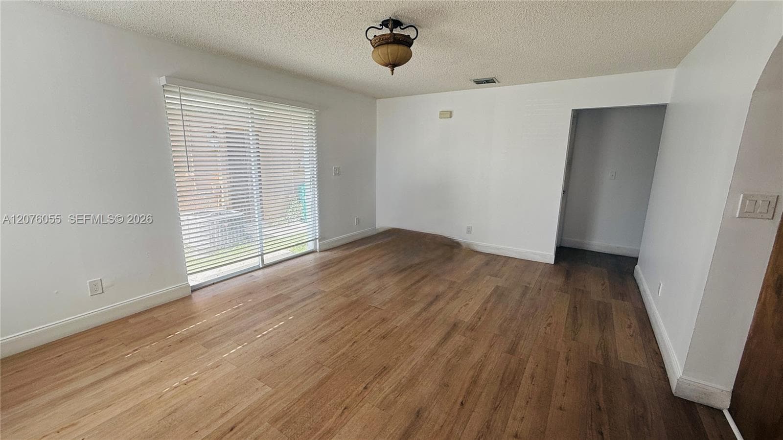 230 NW 7th Ave, Dania Beach, FL 33004 — zdjęcie 2