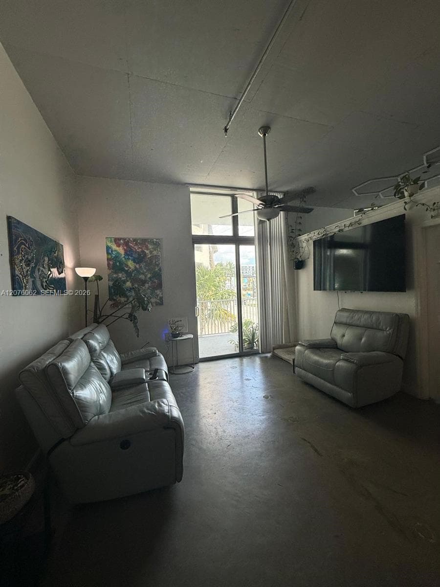 2100 Van Buren St # 216, Hollywood, FL 33020 — zdjęcie 2