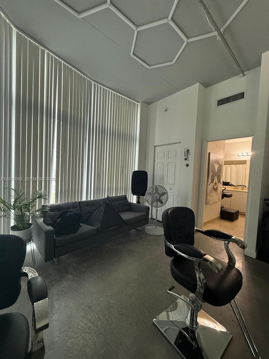 2100 Van Buren St # 216, Hollywood, FL 33020 — zdjęcie 4