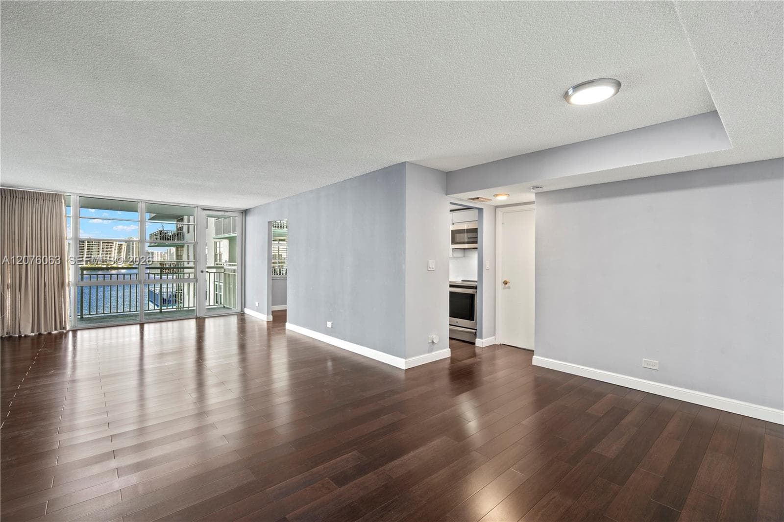 301 174th St # 901, Sunny Isles Beach, FL 33160 — zdjęcie 4