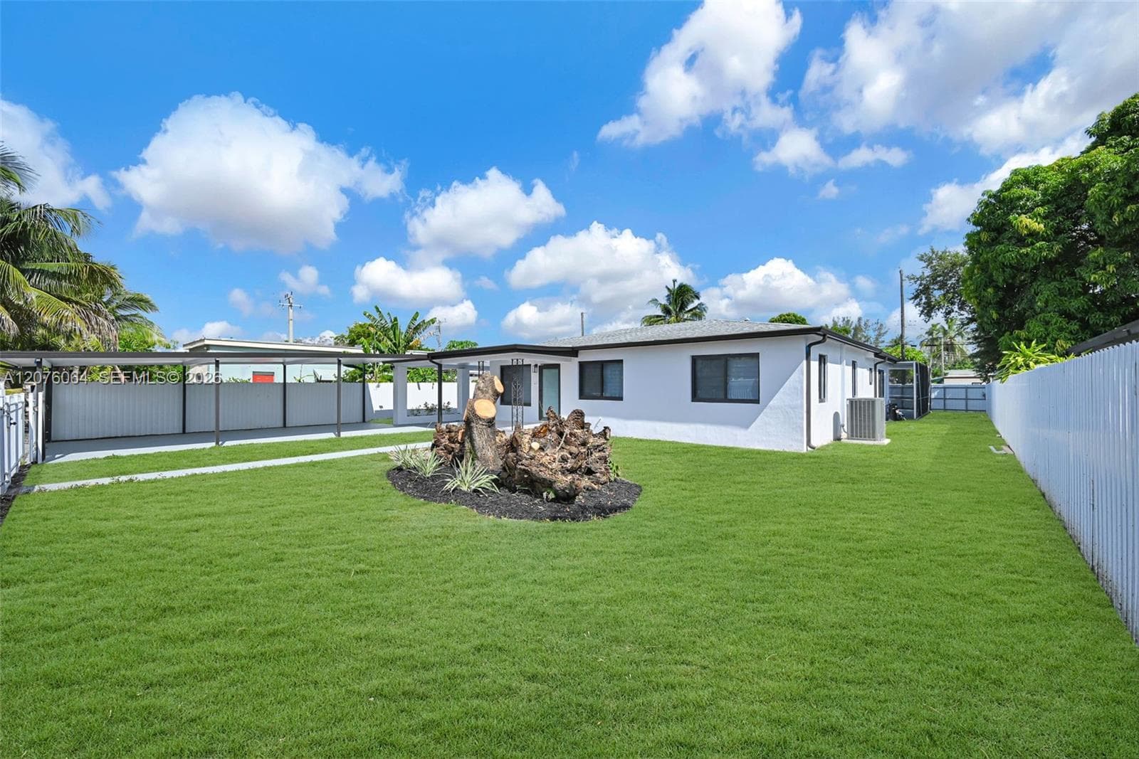 721 Atlantic Ave, Opa-Locka, FL 33054 — zdjęcie 3