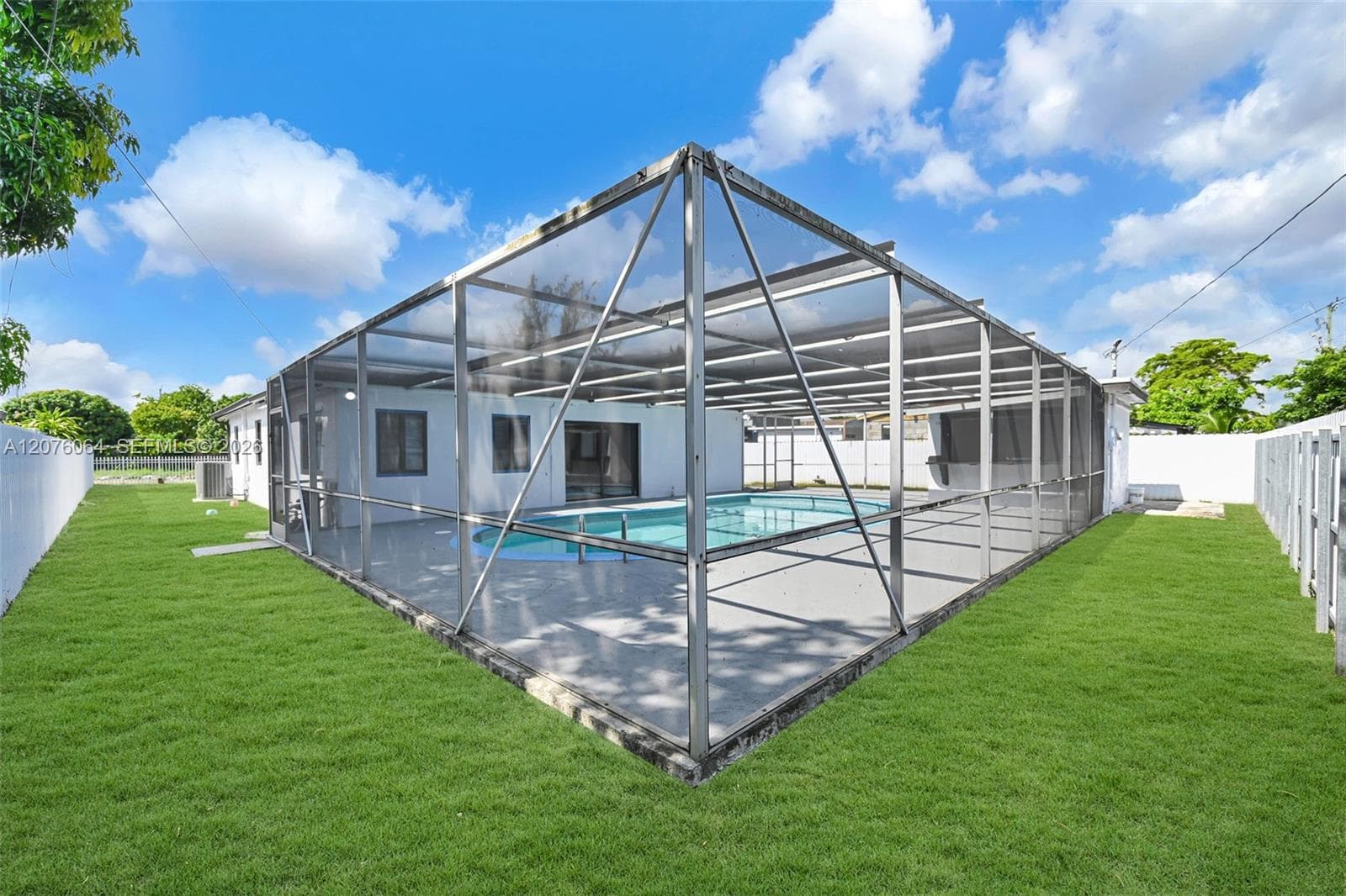721 Atlantic Ave, Opa-Locka, FL 33054 — zdjęcie 5