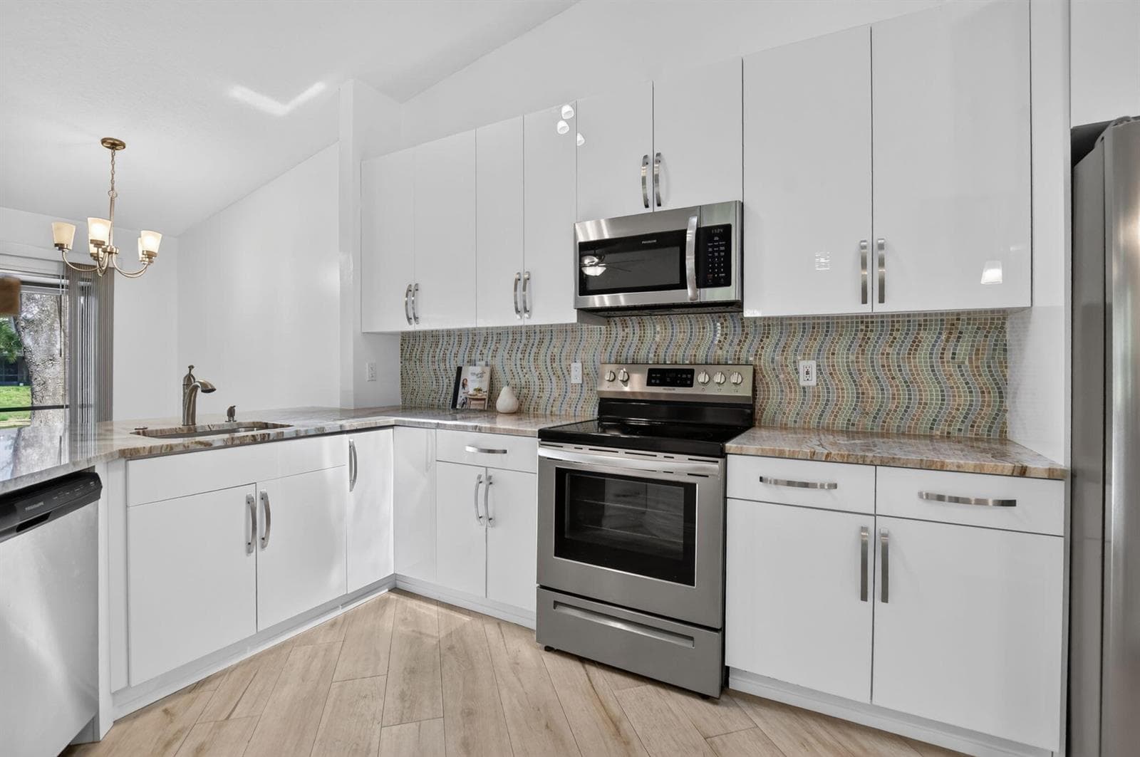 1971 Discovery Circle E, Deerfield Beach, FL 33442 — zdjęcie 2