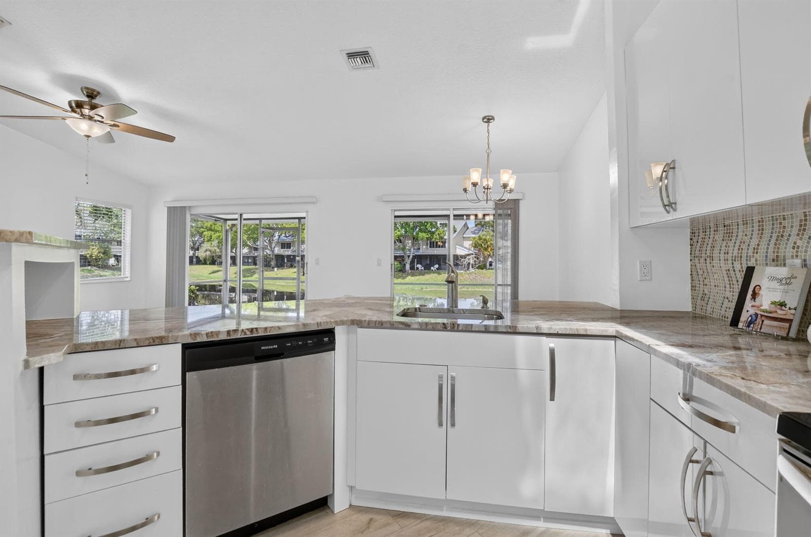 1971 Discovery Circle E, Deerfield Beach, FL 33442 — zdjęcie 3