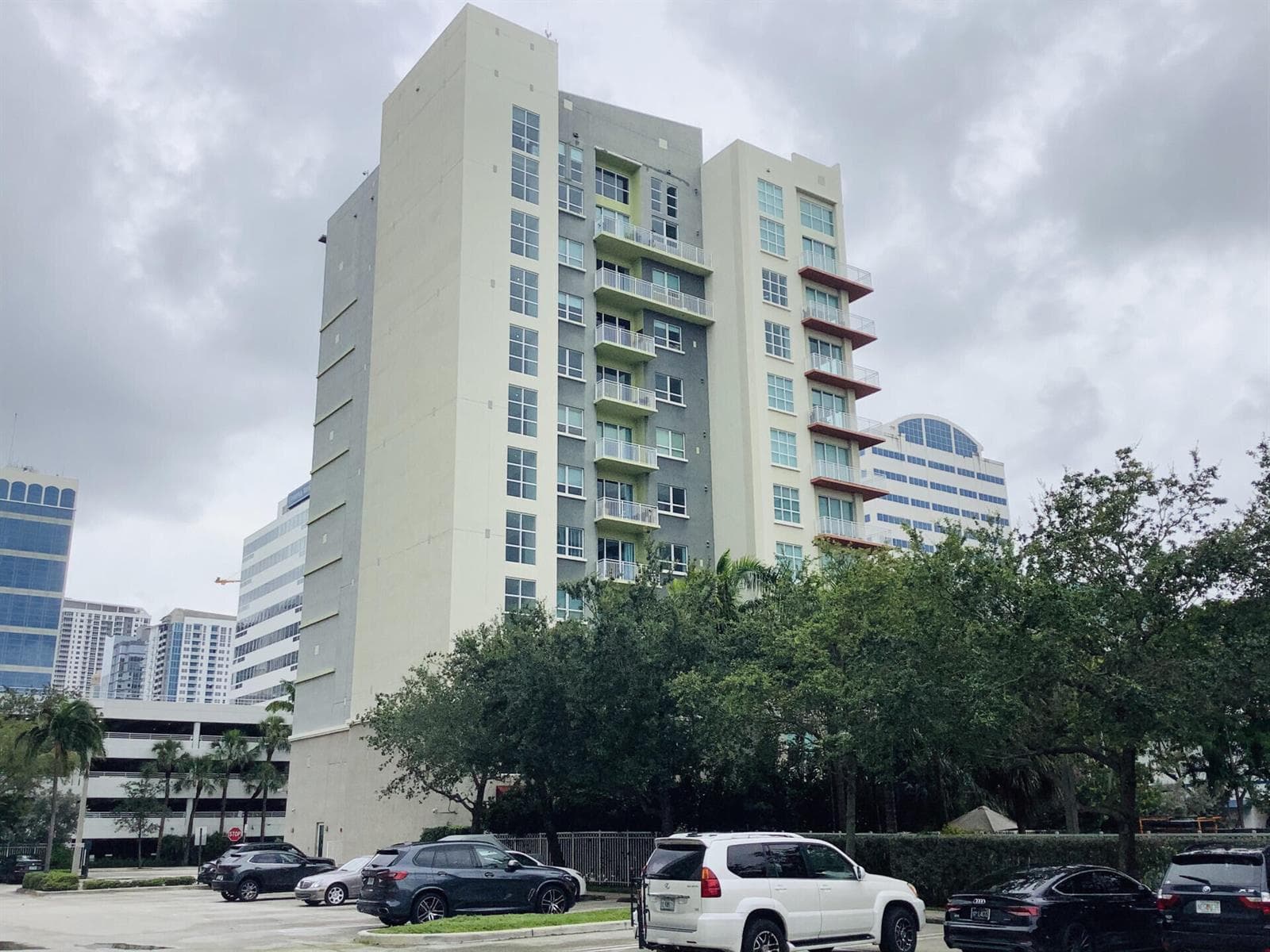 313 NE 2ND Street # 305, Fort Lauderdale, FL 33301 — zdjęcie 2