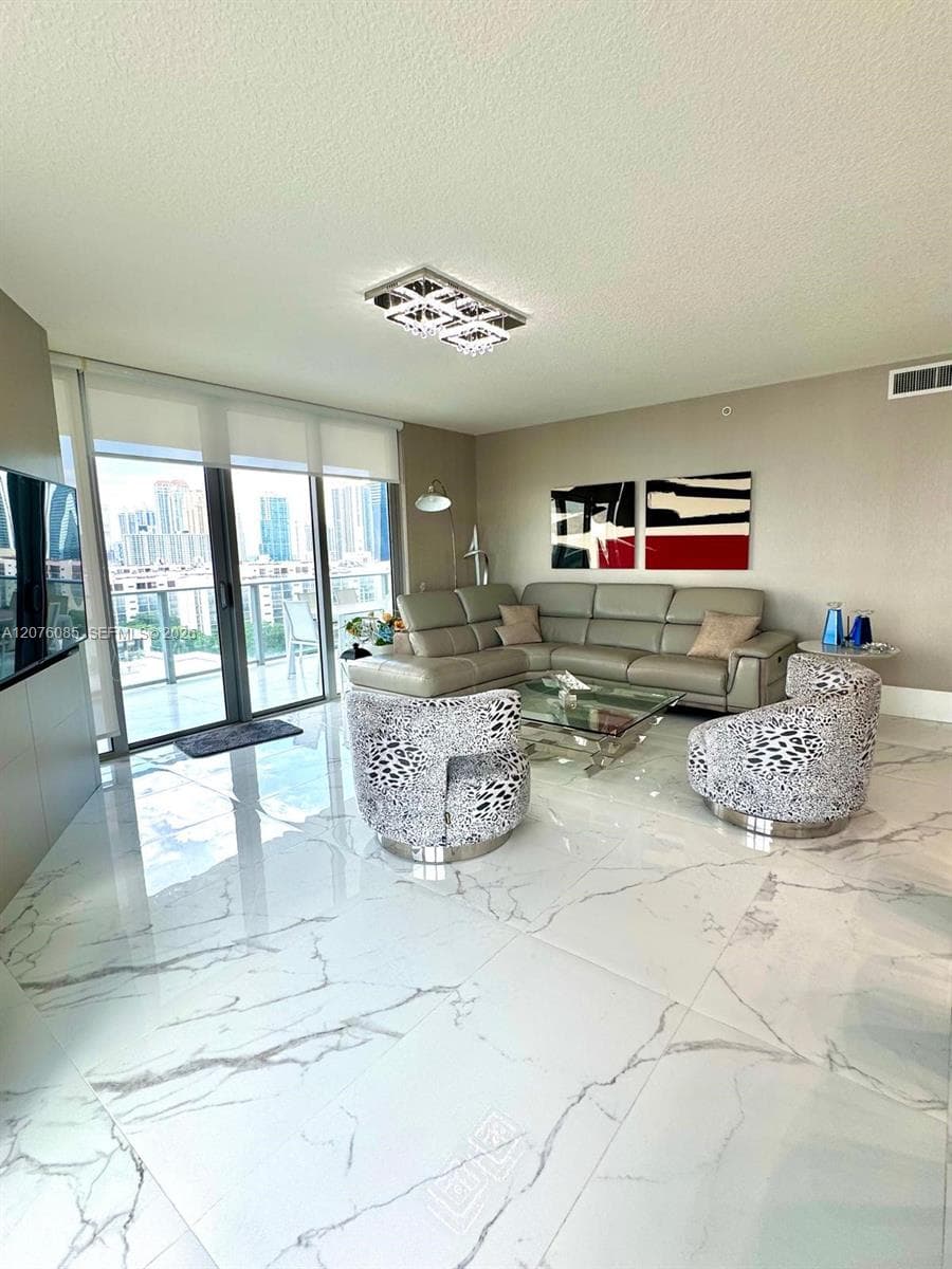 330 Sunny Isles Blvd # 1001, Sunny Isles Beach, FL 33160 — zdjęcie 4