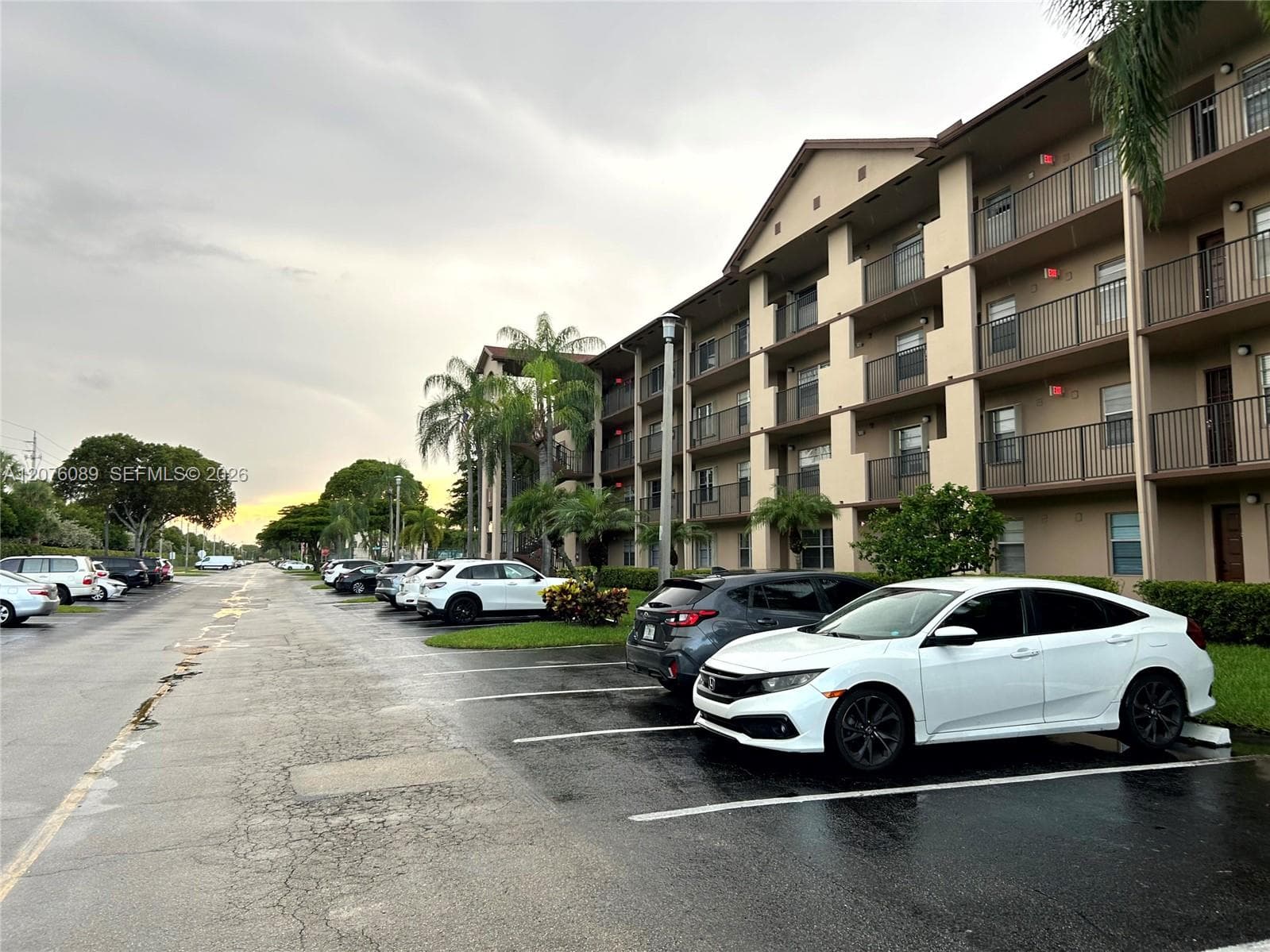 13105 SW 16 CT # 105L, Pembroke Pines, FL 33027 — zdjęcie 3