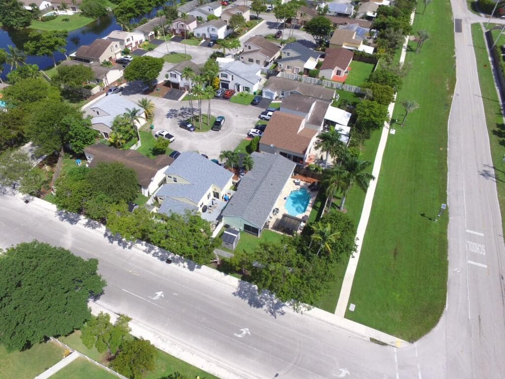 924 CUMBERLAND Terrace, Davie, FL 33325 — zdjęcie 5