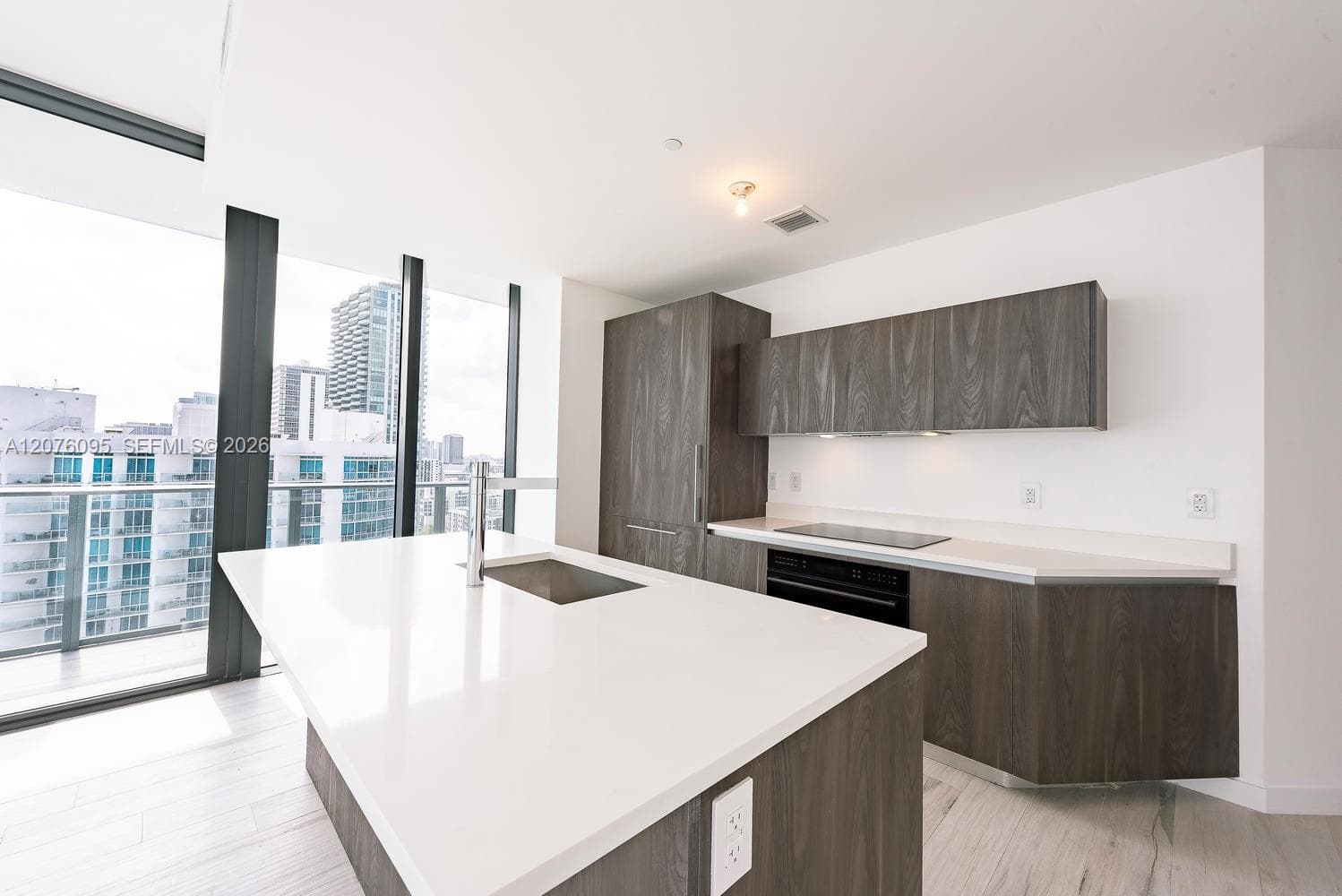 480 NE 31st St # 2101, Miami, FL 33137 — zdjęcie 5