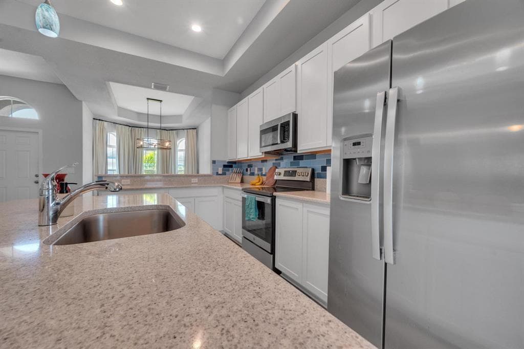 408 SEAFOAM Circle, Fort Pierce, FL 34945 — zdjęcie 3