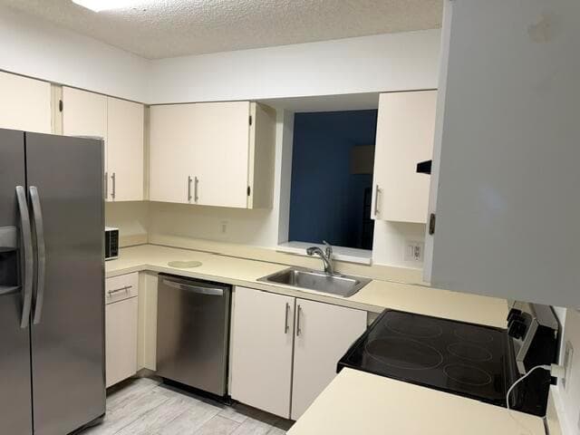 2209 S CYPRESS BEND Drive # 104, Pompano Beach, FL 33069 — zdjęcie 3