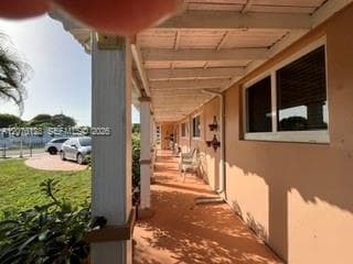 17201 NW 54th Ct, Miami Gardens, FL 33055 — zdjęcie 3