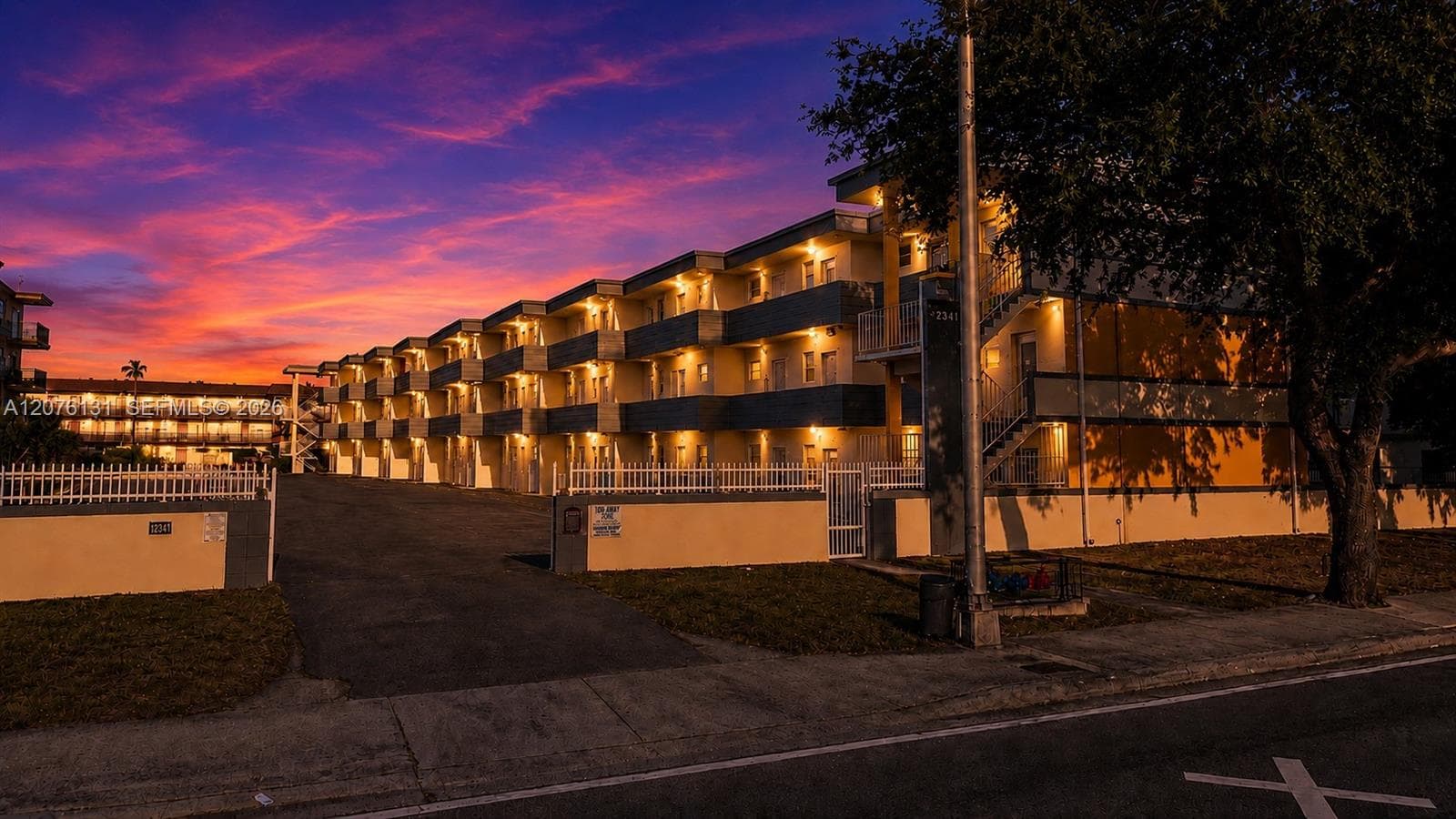 13215 NE 6th Ave # 106, North Miami, FL 33161